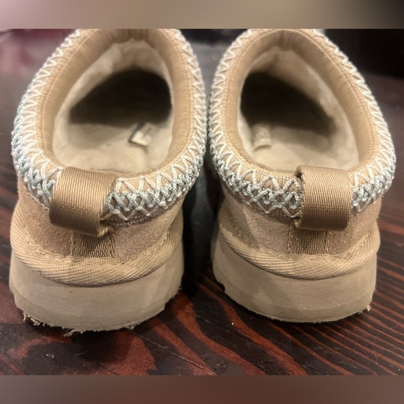 UGG Taz Girls Kids Tan With Teal Suede Slippers Size 13 EUC - Picture 5 of 7